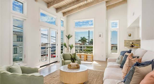 Property at 927 6th St Unit A, Hermosa Beach, CA 90254, 4 beds, 3 baths
