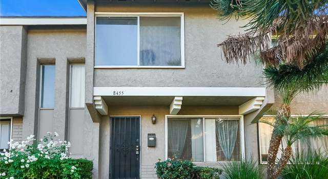 Photo of 8455 El Arroyo Dr #18, Huntington Beach, CA 92647