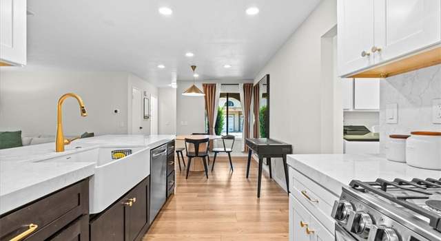 Property at 21324 Balsam Ln, Lake Forest, CA 92630, 2 beds, 2 baths
