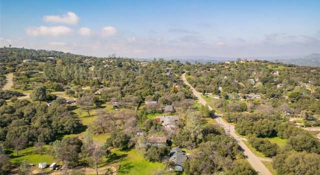 Photo of 47616 Hopi Ave, Coarsegold, CA 93614