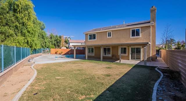 Photo of 1411 Willowbend Way, Beaumont, CA 92223