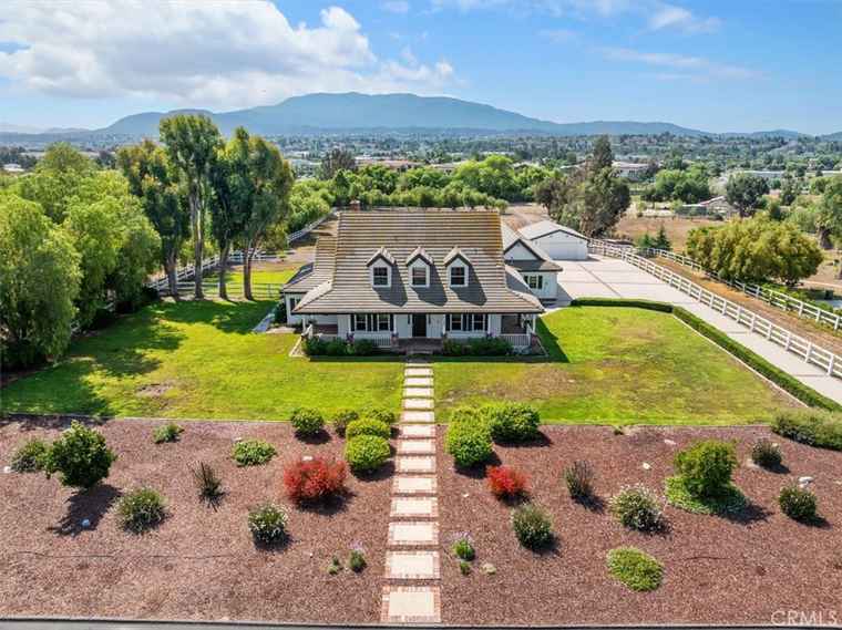 Photo of 31655 Pio Pico Rd Temecula, CA 92592