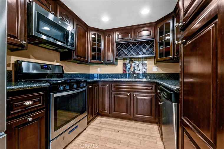 Photo of 120 W 223rd St #4 Carson, CA 90745