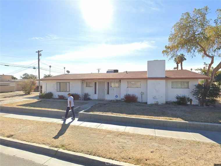 Photo of 82625 Requa Ave Indio, CA 92201