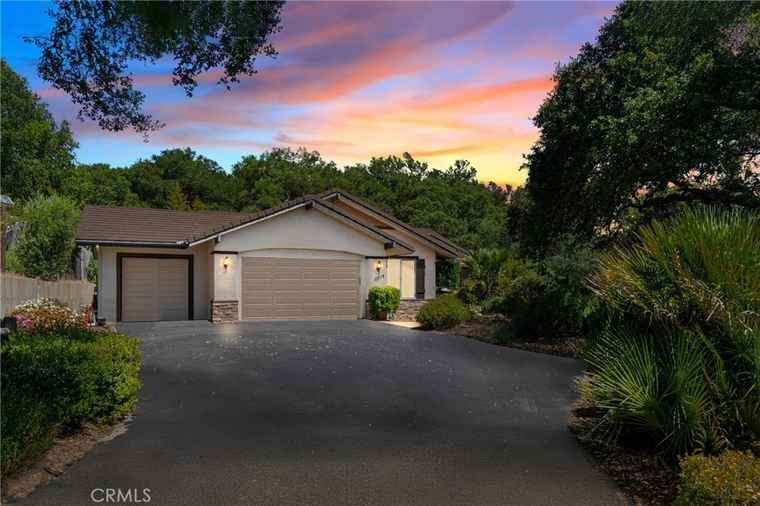 Photo of 12703 Paso Verde Ct Atascadero, CA 93422