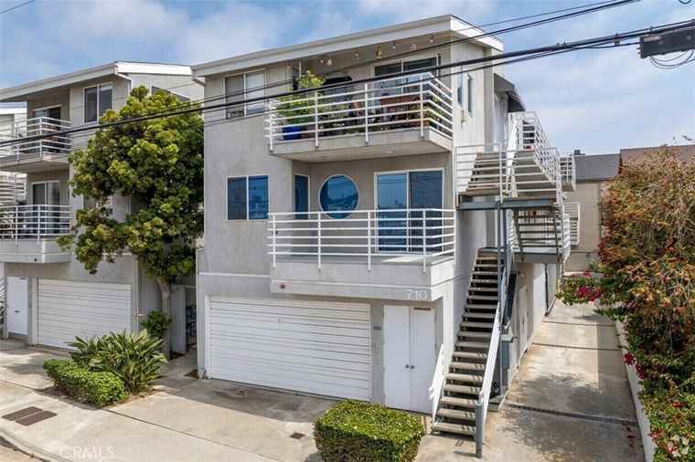 Photo of 710 5th St Hermosa Beach, CA 90254