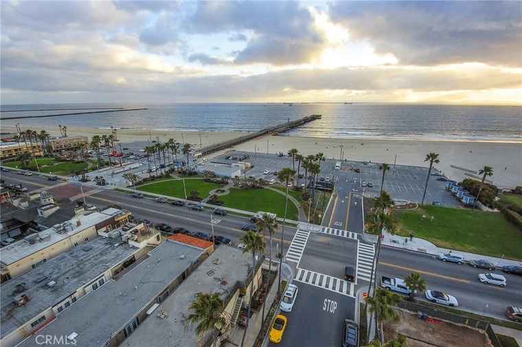 Photo of 805 Ocean Ave #6 Seal Beach, CA 90740