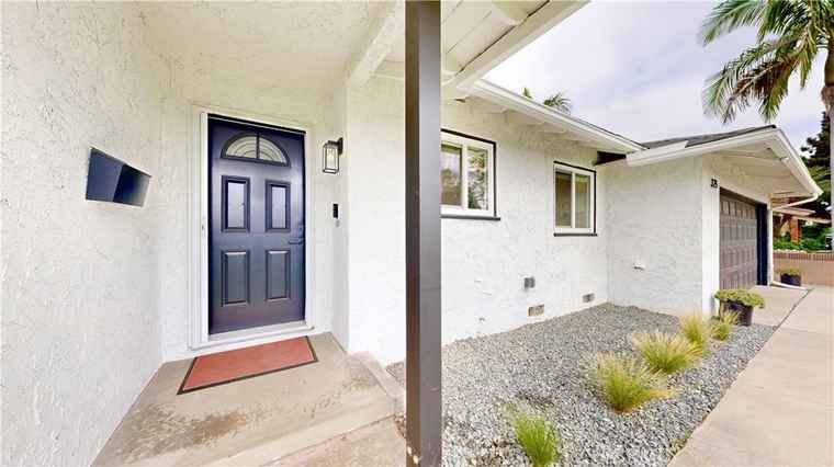 Photo of 325 S Kenmore St Anaheim, CA 92804