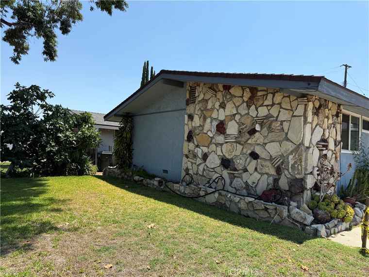 Photo of 1804 Charlemont Ave Hacienda Hts, CA 91745