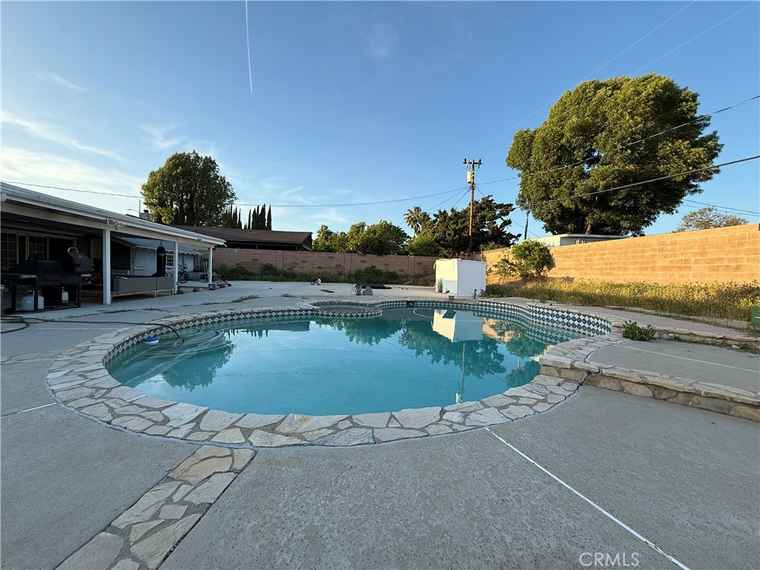 Photo of 3092 Big Springs Ave Simi Valley, CA 93063