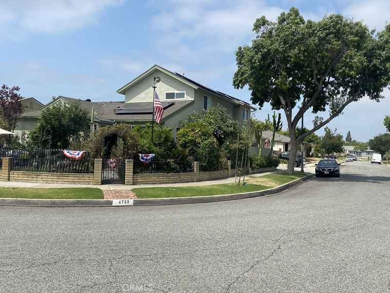Photo of 4769 Maybank Ave Lakewood, CA 90712