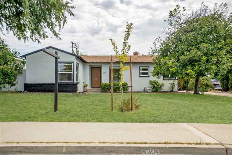 Photo of 442 Saint Augustine Ave Claremont, CA 91711