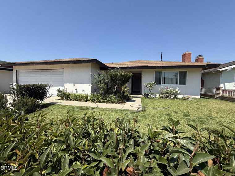 Photo of 1421 Kingswood Way Oxnard, CA 93030