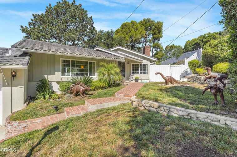 Photo of 2302 Jayma Ln La Crescenta, CA 91214