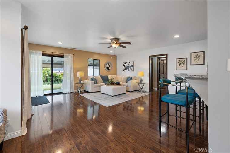 Photo of 1413 Random Ln Duarte, CA 91010