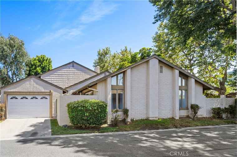 Photo of 2608 N Tustin Ave, Unit A Santa Ana, CA 92705