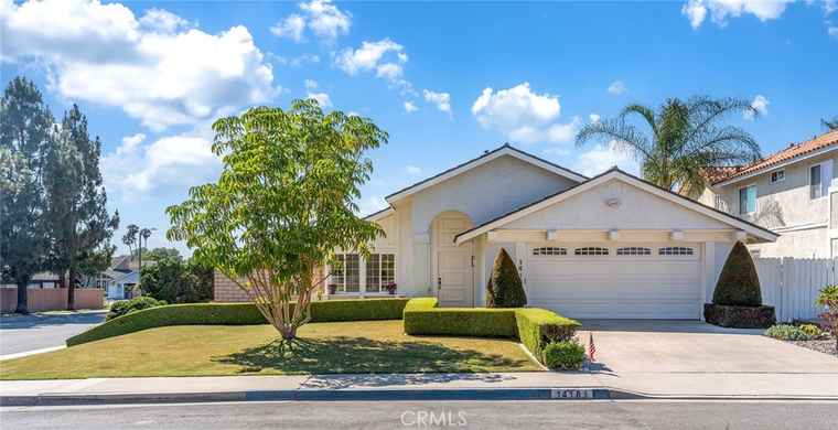 Photo of 14181 Moore Ct Irvine, CA 92606