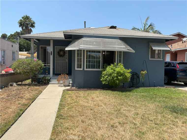 Photo of 9525 Dearborn Ave South Gate, CA 90280