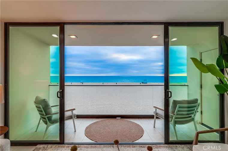 Photo of 1510 The Strand Hermosa Beach, CA 90254