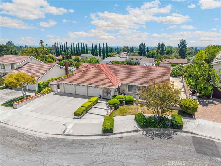 Photo of 1516 Mesa Verde Fullerton, CA 92833