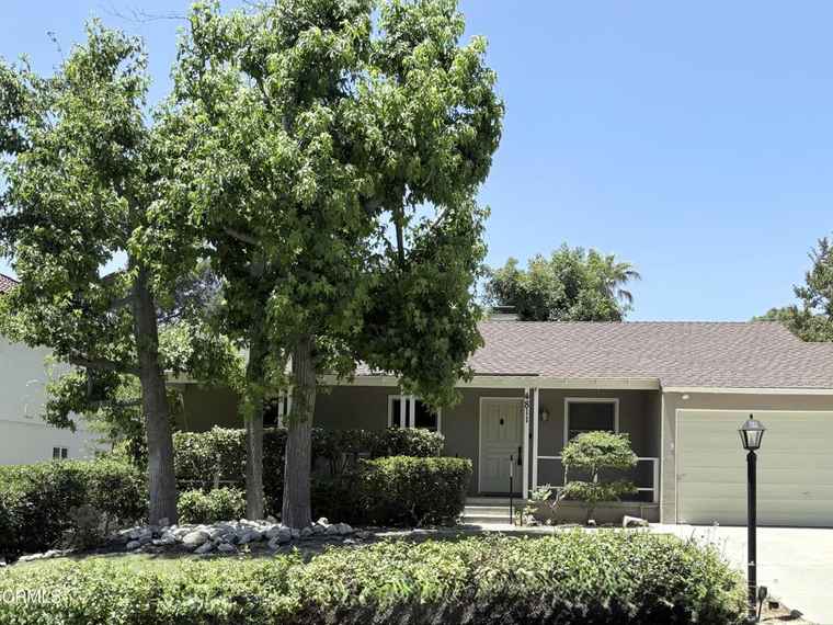 Photo of 4811 Hill St La Canada Flintridge, CA 91011
