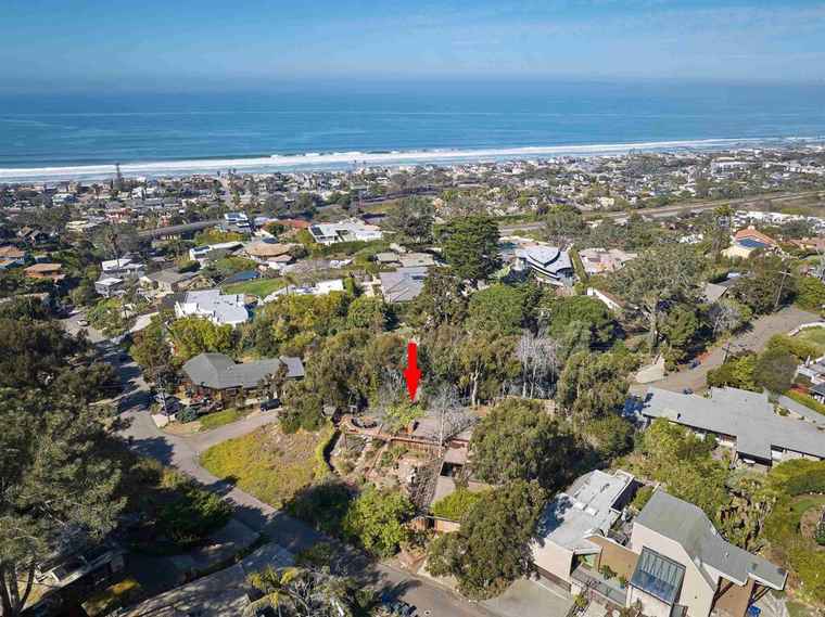 Photo of 2029 Balboa Ave Del Mar, CA 92014