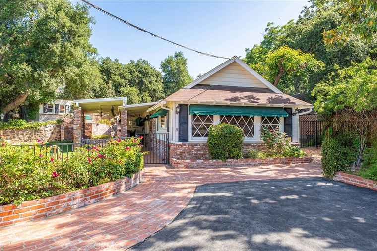Photo of 1125 Indian Springs Dr Glendora, CA 91741