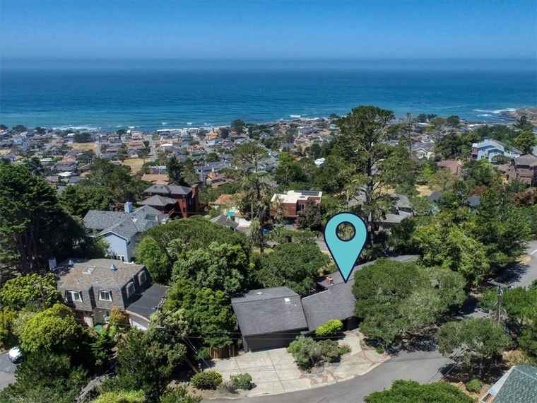 Photo of 2103 Benson Ave Cambria, CA 93428