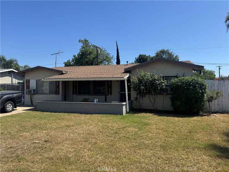 Photo of 6088 Vista De Oro Jurupa Valley, CA 92509