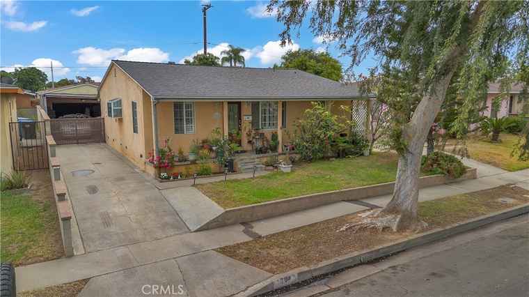 Photo of 704 S Taylor Ave Montebello, CA 90640