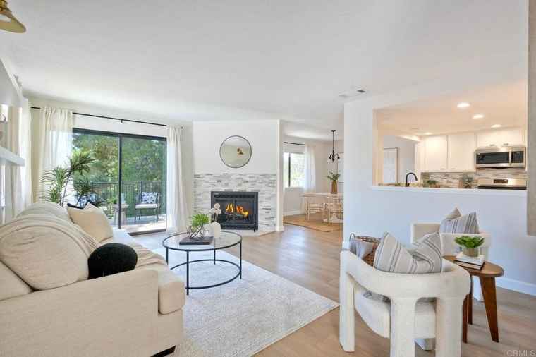 Photo of 3115 Avenida Topanga Carlsbad, CA 92009