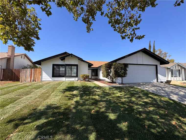 Photo of 25944 Harriet Ave Moreno Valley, CA 92551