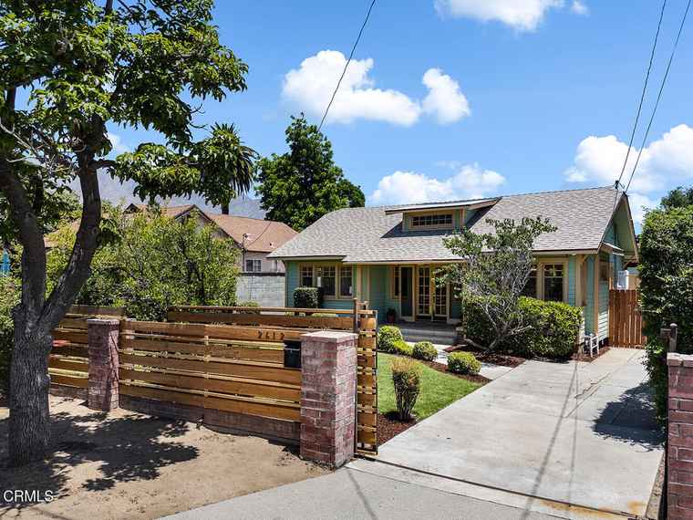 Photo of 2612 Casitas Ave Altadena, CA 91001