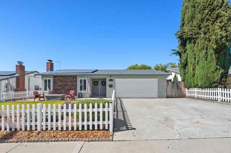 Photo of 13250 W Lakeview Rd Lakeside, CA 92040