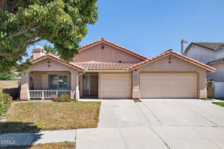 Photo of 608 Transom Way Oxnard, CA 93035
