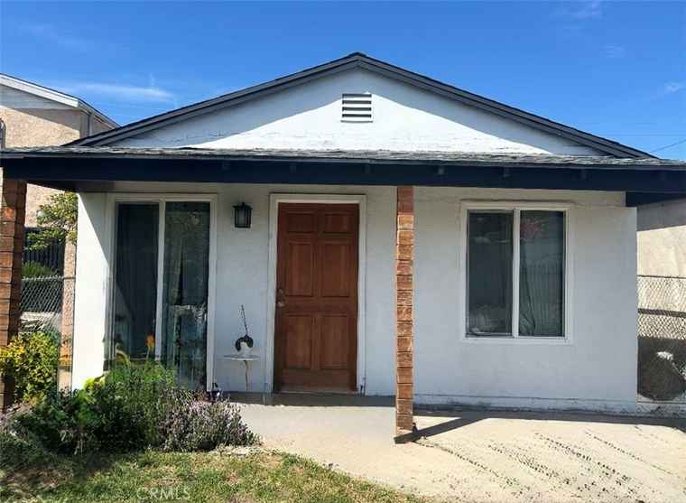Photo of 1715 W 155th St Compton, CA 90220