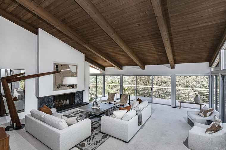 Photo of 5458 Avenida Maravillas Rancho Santa Fe, CA 92067