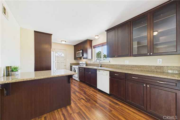 Photo of 10002 Saint Elizabeth Cir Cypress, CA 90630