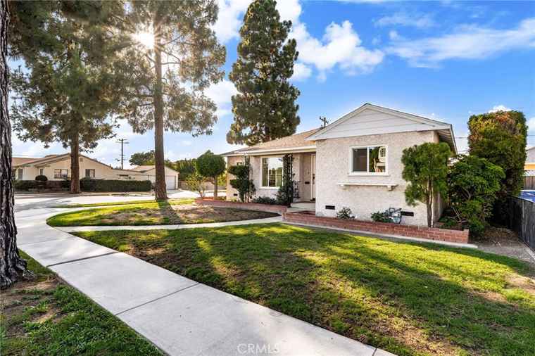 Photo of 5361 Bridgeview Ave Pico Rivera, CA 90660