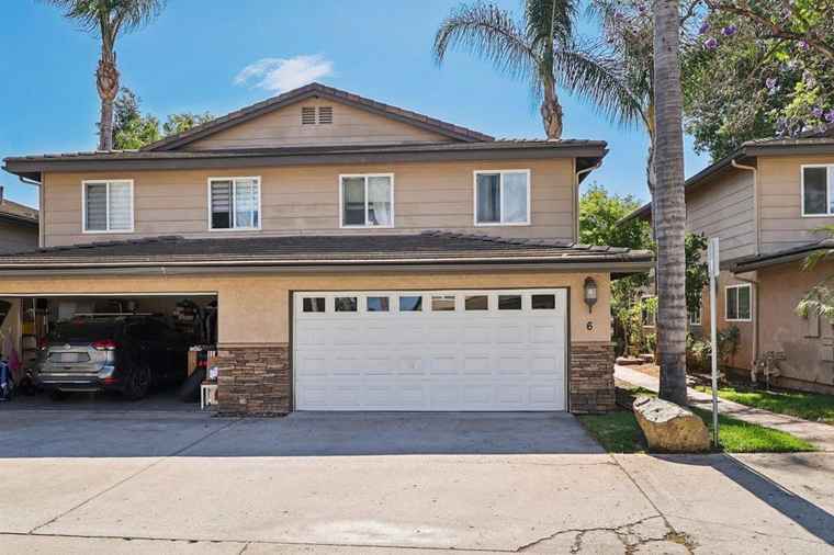 Photo of 8980 Lamar St #6 Spring Valley, CA 91977