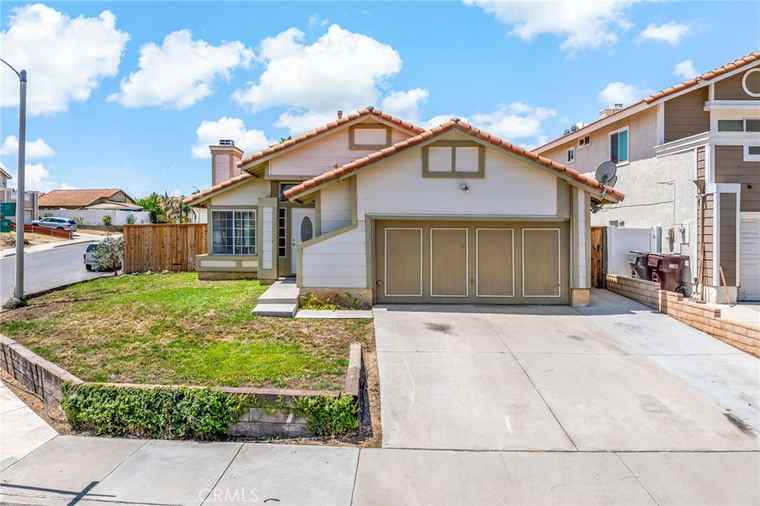 Photo of 25671 Roylene Dr Menifee, CA 92586