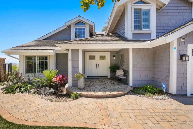 Photo of 28606 Vista Ladera Laguna Niguel, CA 92677