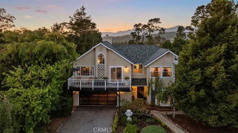 Photo of 3061 Wood Dr Cambria, CA 93428