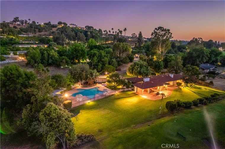Photo of 920 S Spring Meadow Dr West Covina, CA 91791