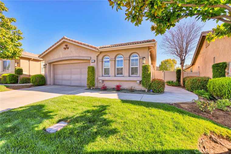 Photo of 1568 Tabor Crk Beaumont, CA 92223
