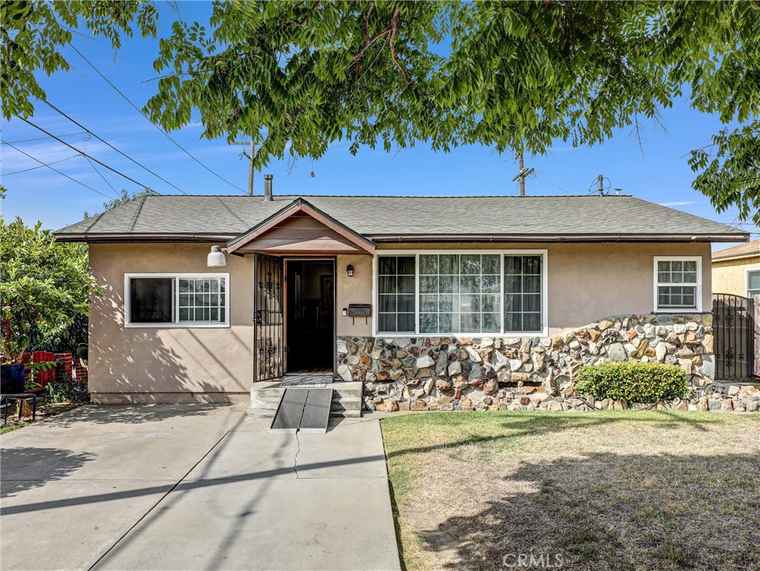 Photo of 6156 Mckinley Ave South Gate, CA 90280