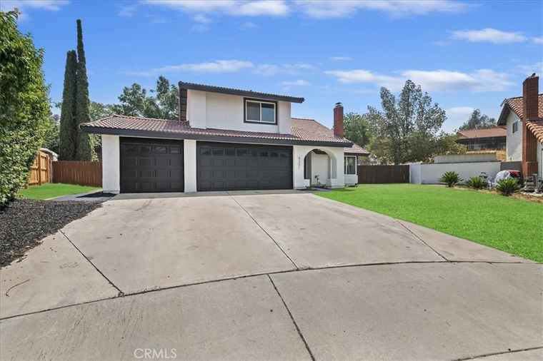 Photo of 5351 Viscaya Ct Jurupa Valley, CA 92509