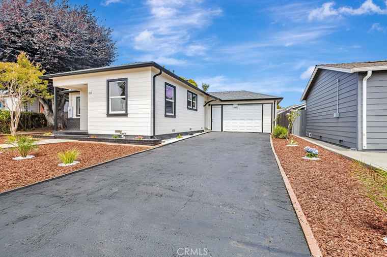 Photo of 352 Hushbeck Ave Watsonville, CA 95076