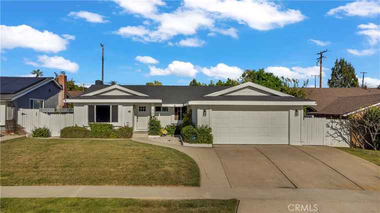 Photo of 840 Tropicana Way La Habra, CA 90631