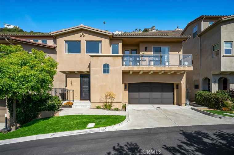 Photo of 997 Canyon Ln Pismo Beach, CA 93449